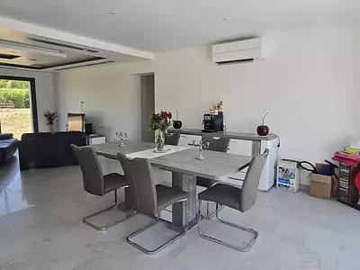Maison, 167 m²