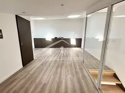 Immeuble, 115 m²