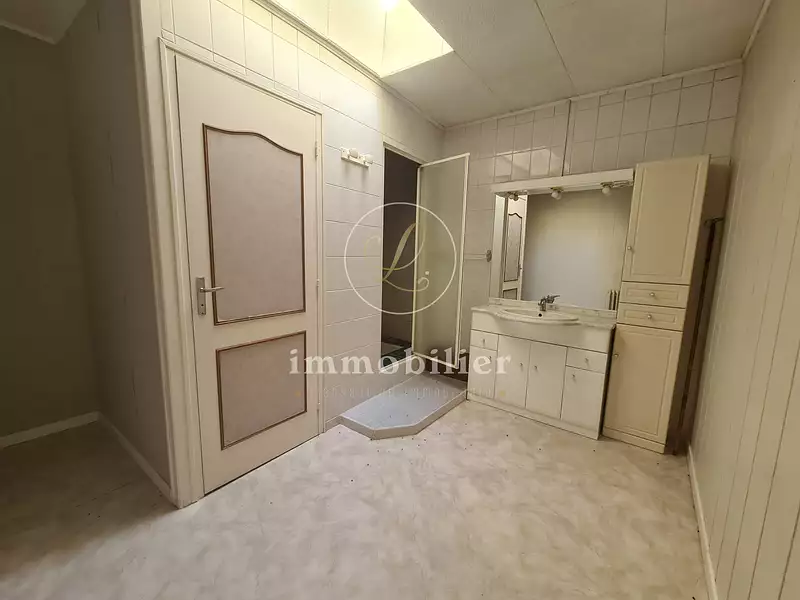 Maison, 195 m²
