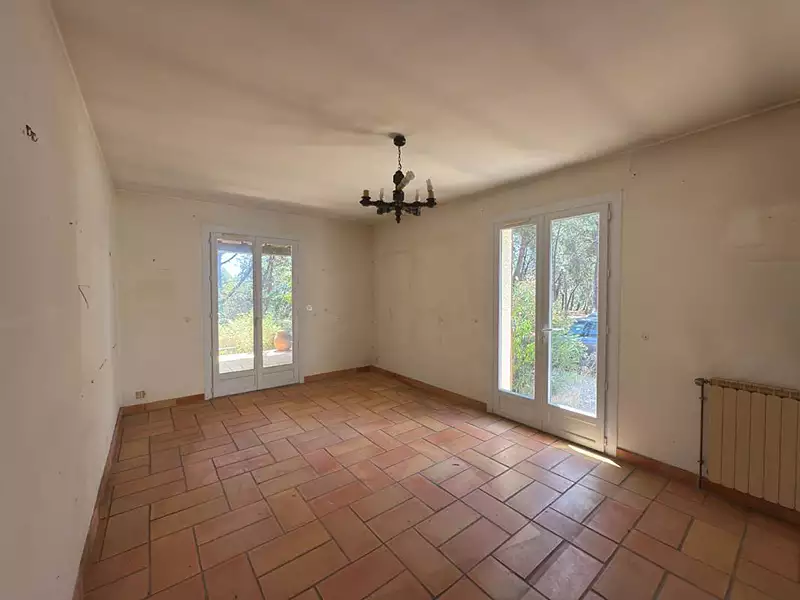 Maison, 240 m²