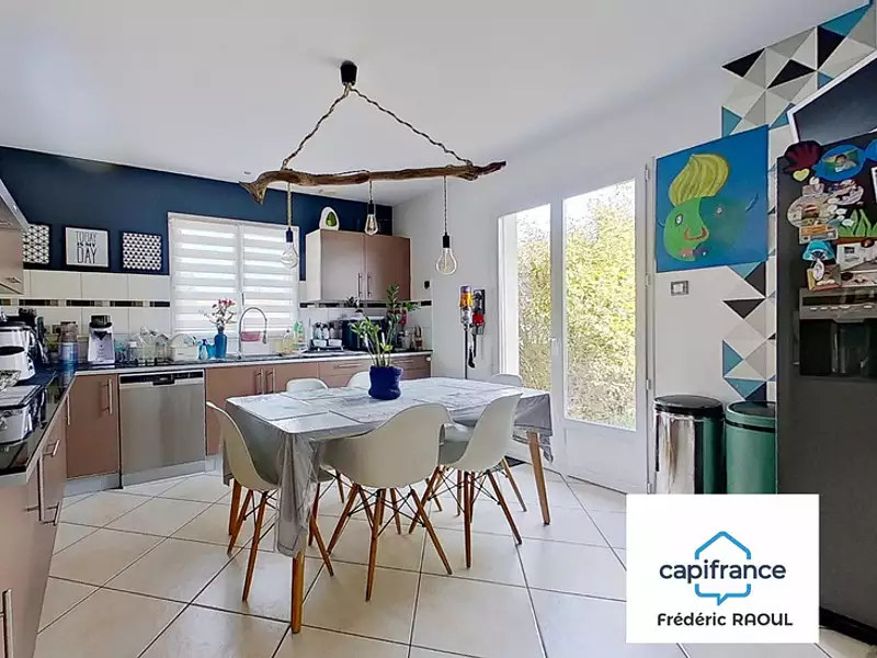 Maison, 185 m²