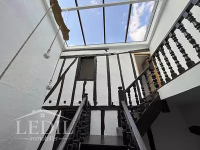 Maison, 166 m²