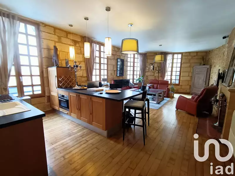 Immeuble, 180 m²