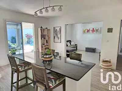 Maison, 157 m²