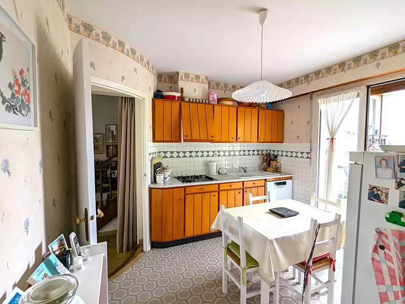 Maison, 180 m²