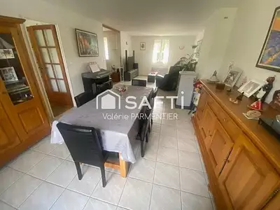 Maison, 126 m²