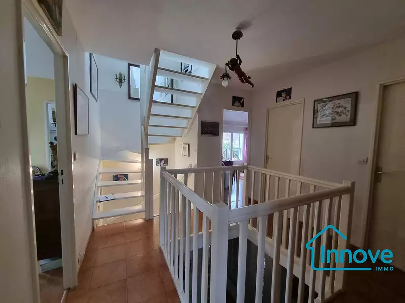 Maison, 175,74 m²