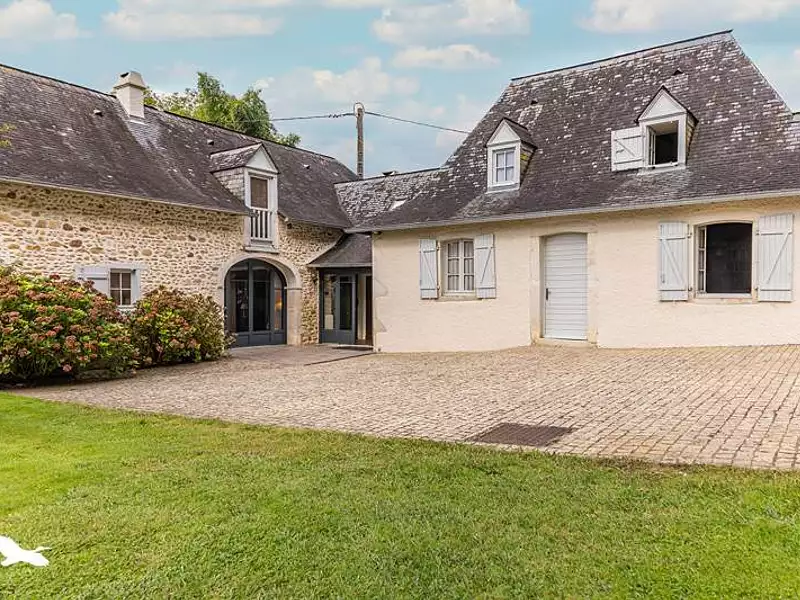 Maison, 219 m²