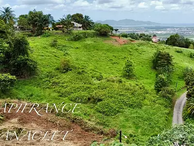 Terrain, 437 m²