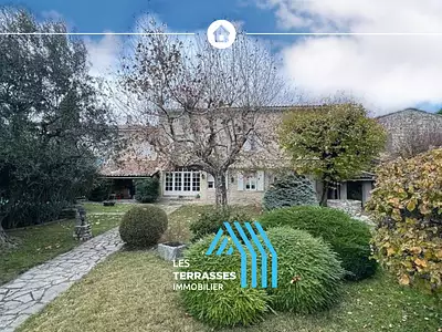 Maison, 310 m²