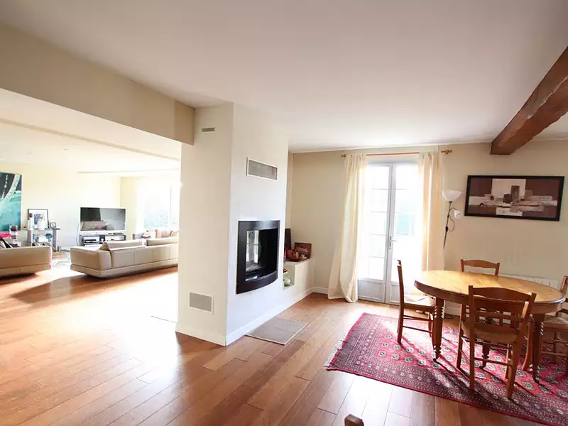 Maison, 200 m²