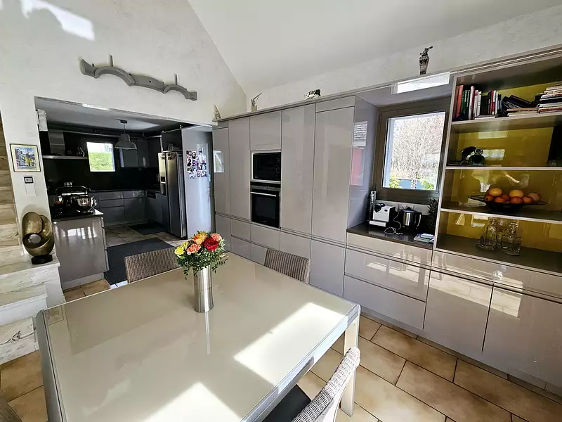 Maison, 170 m²