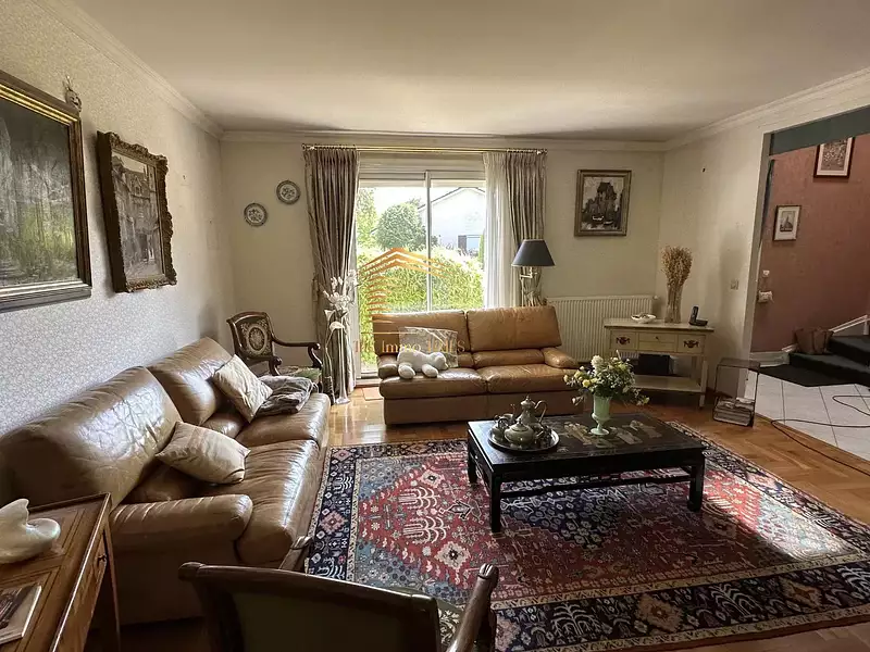 Maison, 180 m²