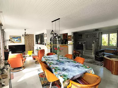 Maison, 204 m²