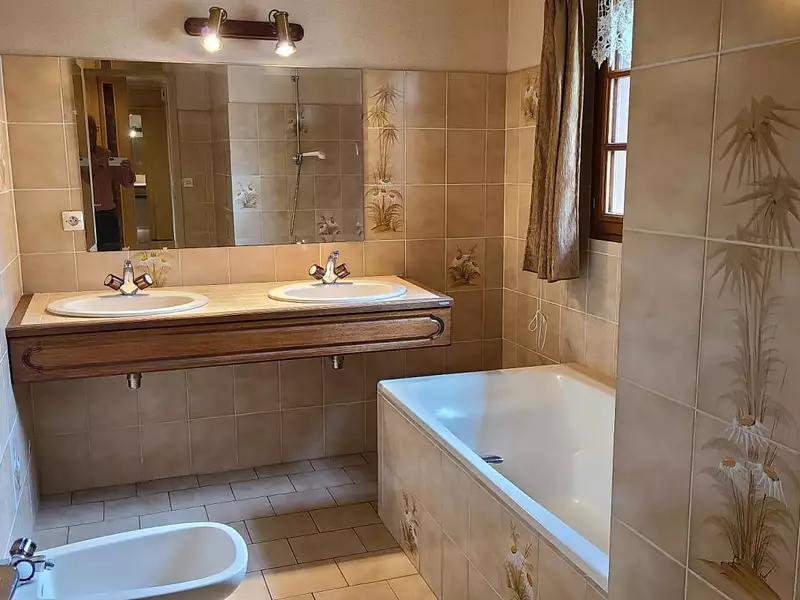 Maison, 170 m²