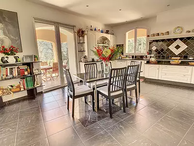 Maison, 205 m²