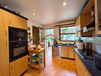 Maison, 177,6 m²