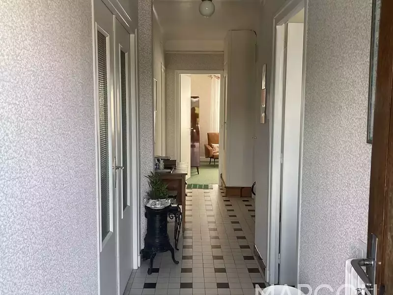 Maison, 208 m²
