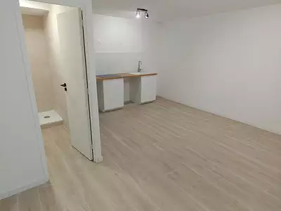 158 000 € 6 870 €/m² Appartement • 23 m² • 1 pièce • 1 chambre Pantin (93500)