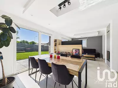 Maison, 165 m²