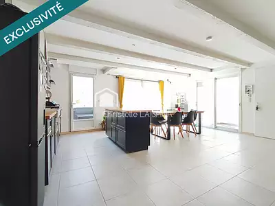 Maison, 122 m²