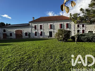 Maison, 306 m²