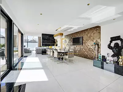 Maison, 350 m²
