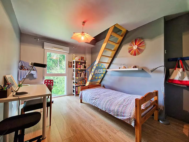 Maison, 360 m²