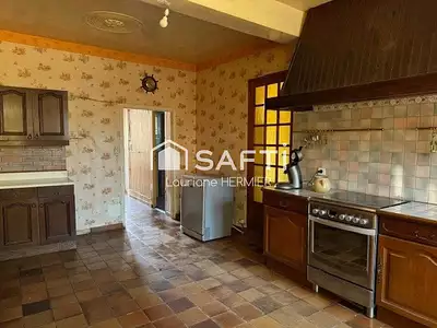 Maison, 230 m²
