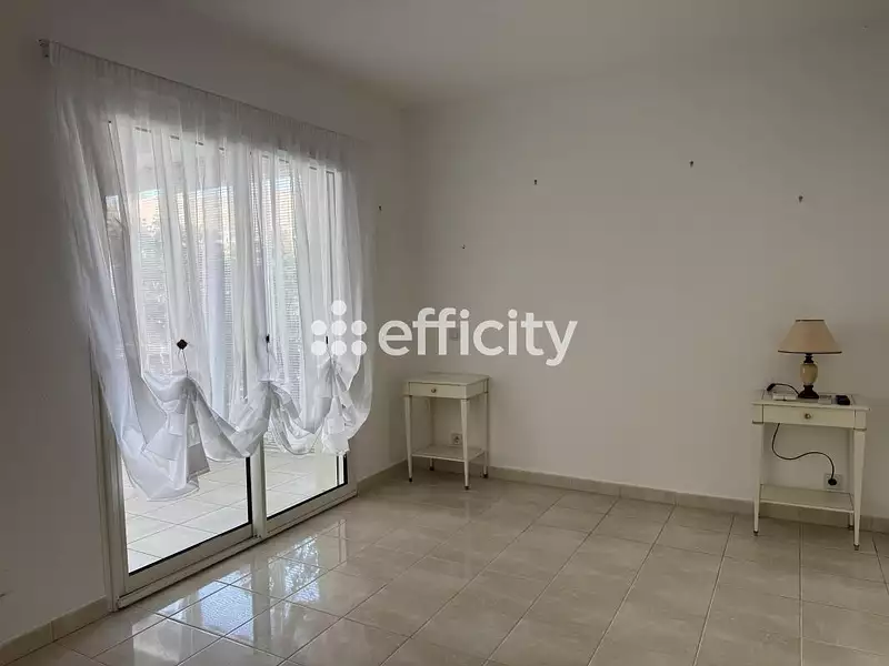 Maison, 193 m²