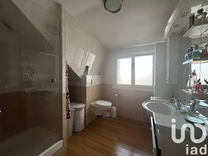 Maison, 125 m²