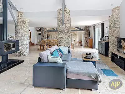 Maison, 320 m²