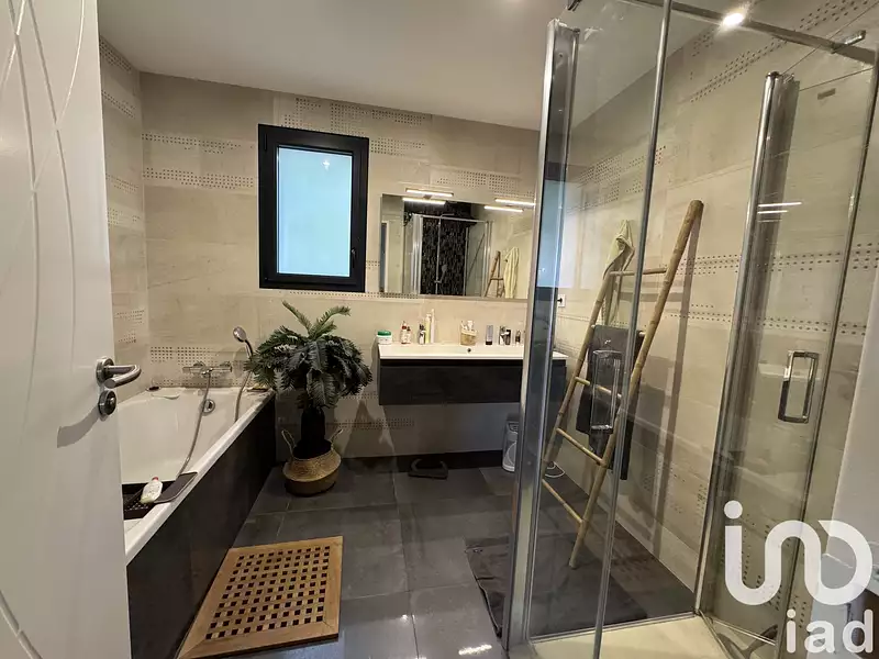 Maison, 105 m²