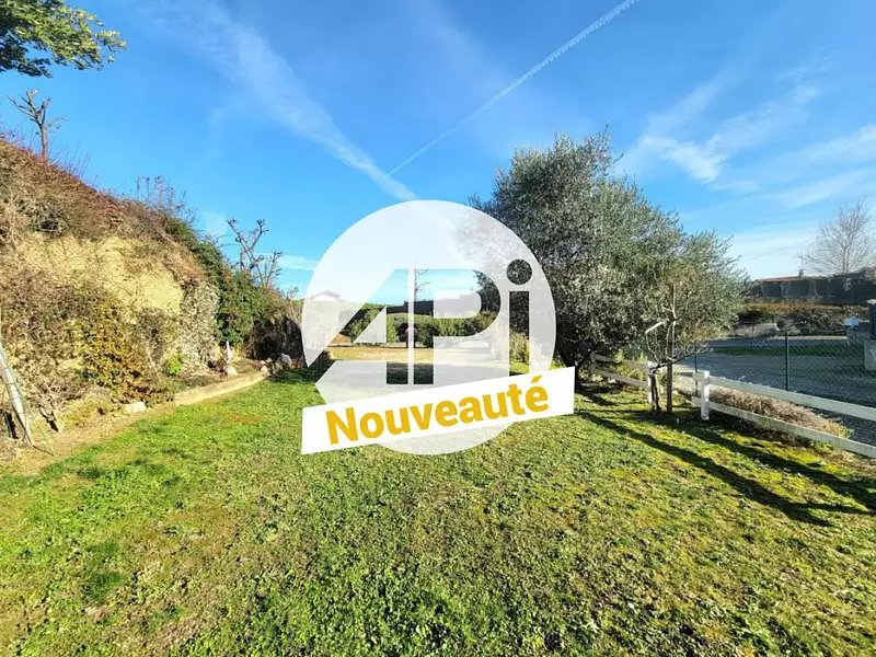 Terrain, 441 m²