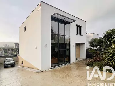 Maison, 222 m²