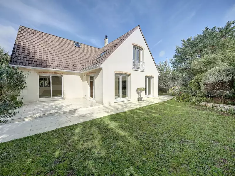 Maison, 190 m²