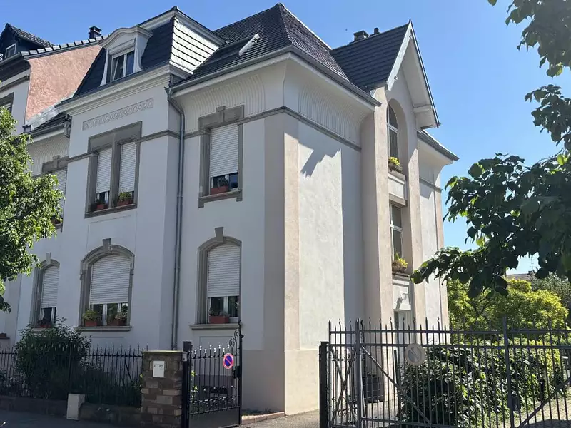 Maison, 250 m²