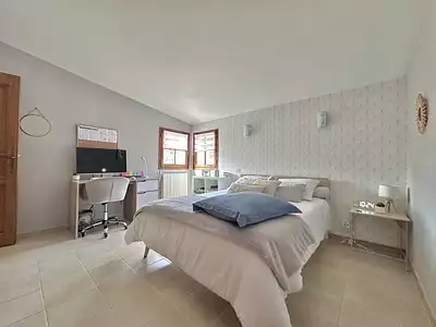 Maison, 221 m²