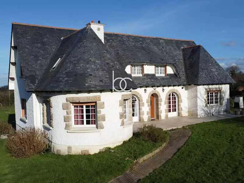 Maison, 230 m²