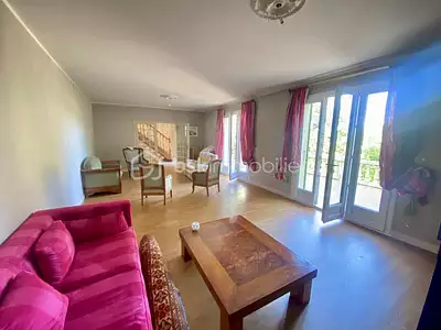 Maison, 234 m²