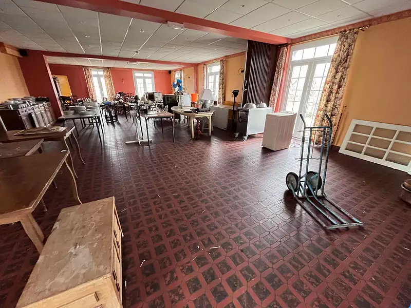 Maison, 562,76 m²