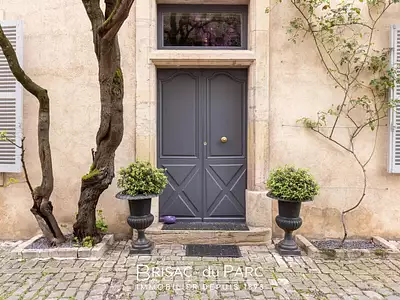 Maison, 380 m²