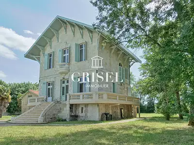 Maison, 268 m²