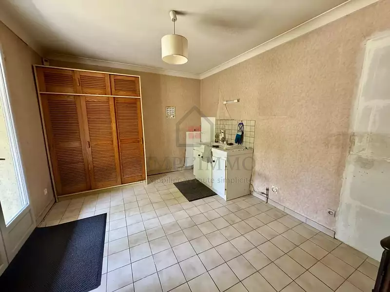 Maison, 180 m²