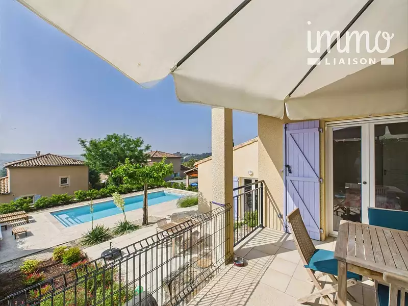 Maison, 84 m²