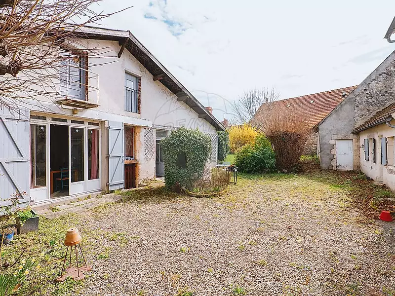 Maison, 218 m²
