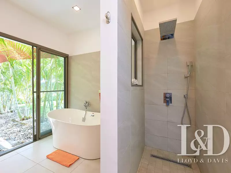 Maison, 210 m²
