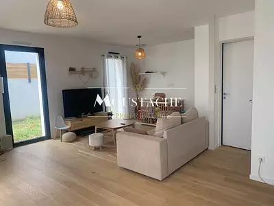 Maison, 115 m²