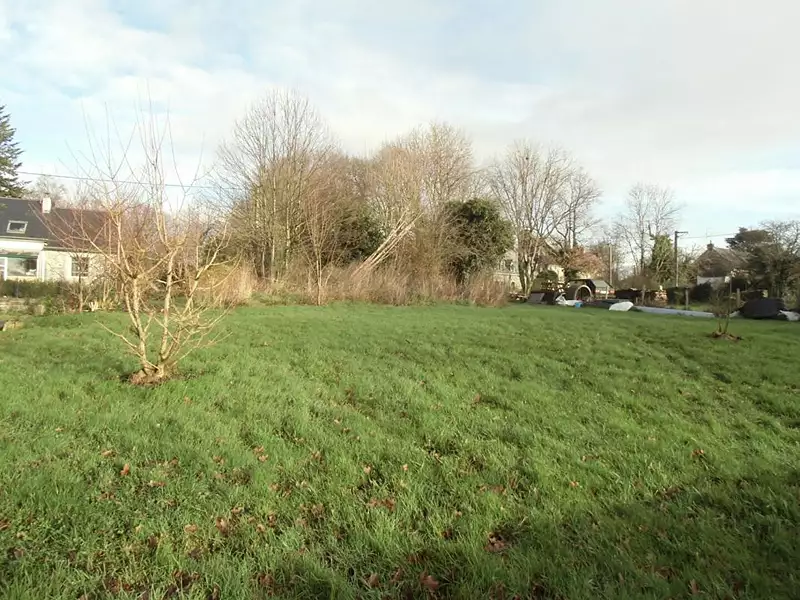 Terrain, 600 m²