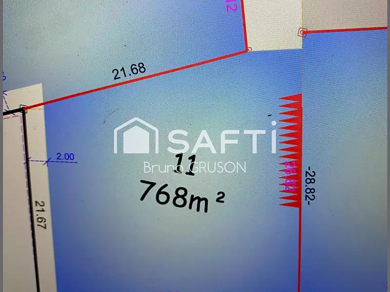 Terrain, 768 m²